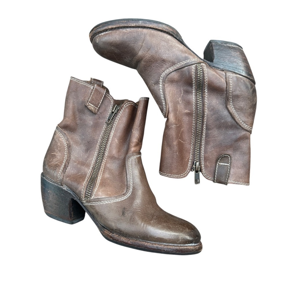 Freebird by Steven Distressed Brown Ankle Boots size 6